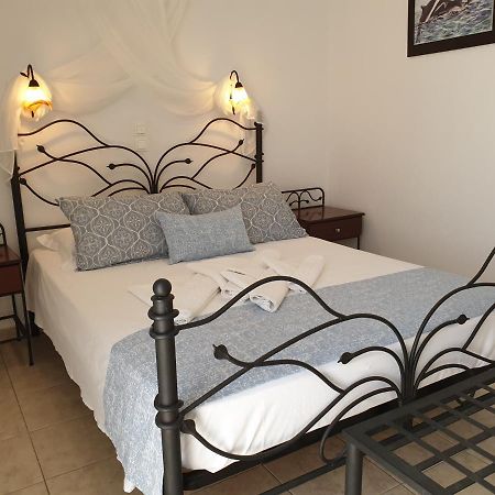 Sifnos Hotel Benaki Platis Gialos  ภายนอก รูปภาพ