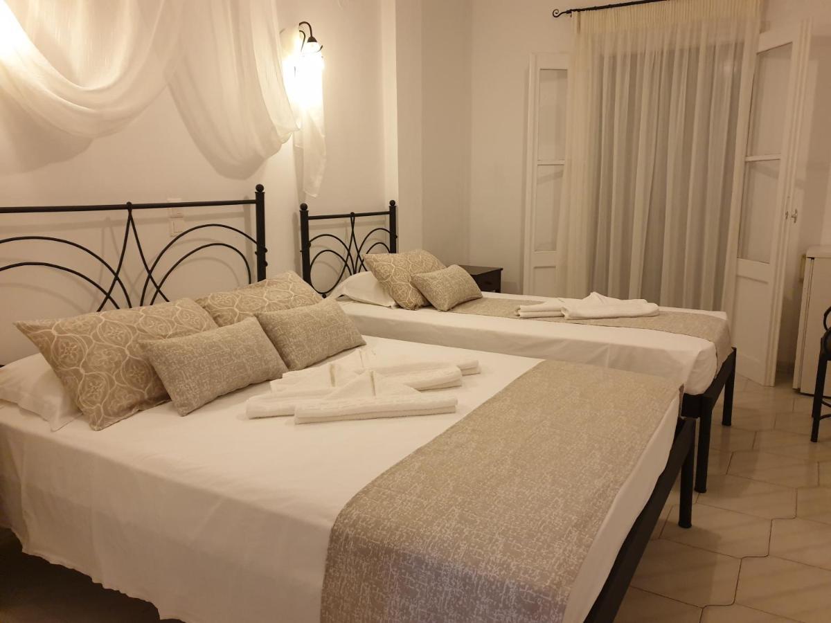 Sifnos Hotel Benaki Platis Gialos  ภายนอก รูปภาพ