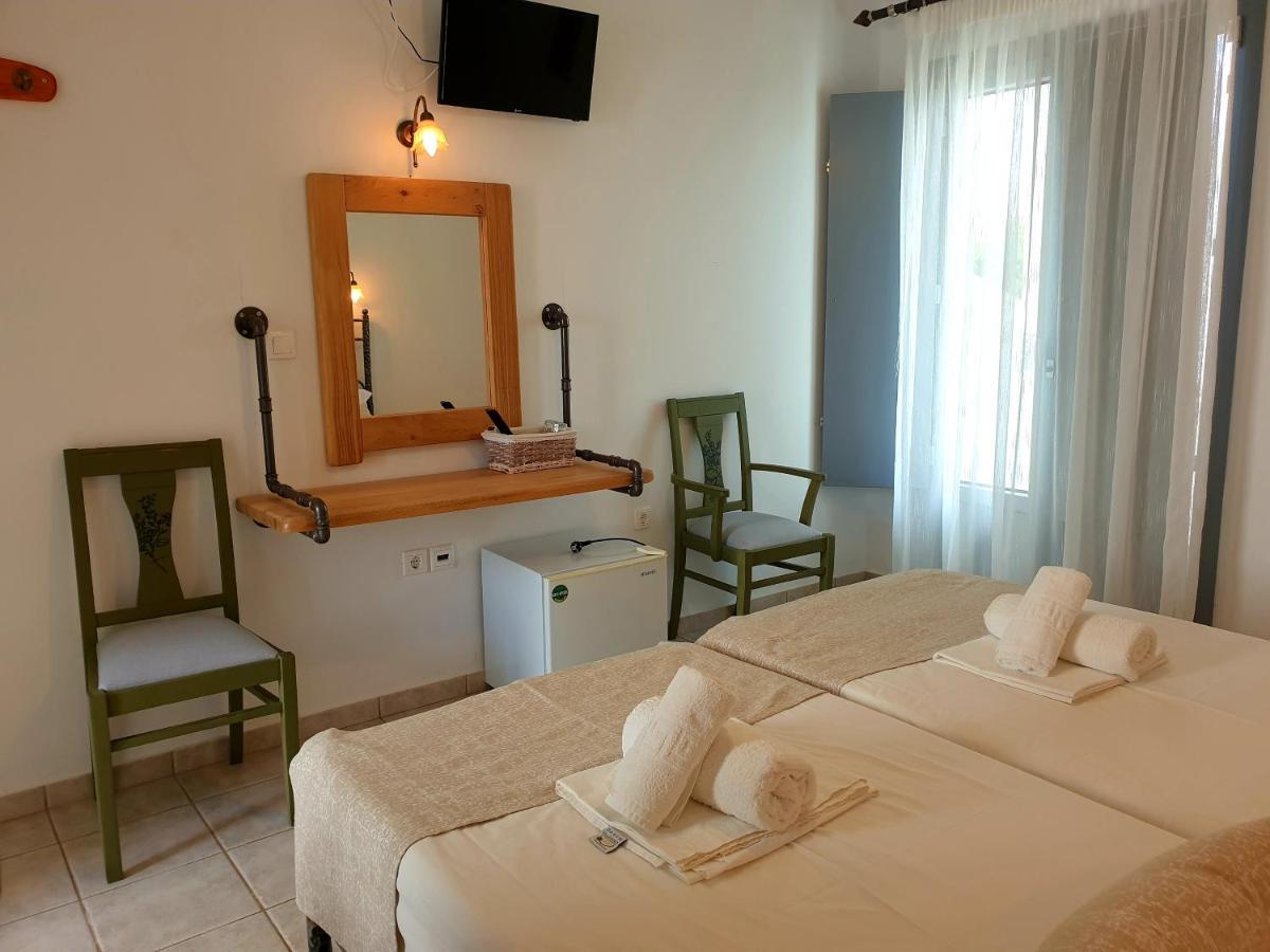 Sifnos Hotel Benaki Platis Gialos  ภายนอก รูปภาพ