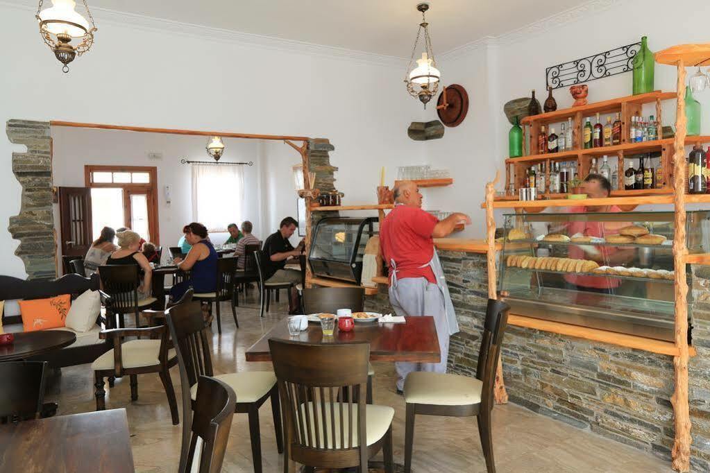 Sifnos Hotel Benaki Platis Gialos  ภายนอก รูปภาพ